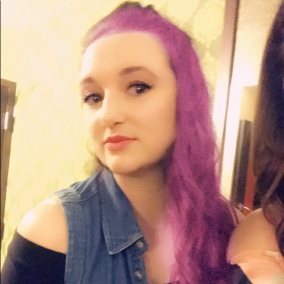 Meet your Posher, Jill - Picture 5 of 7